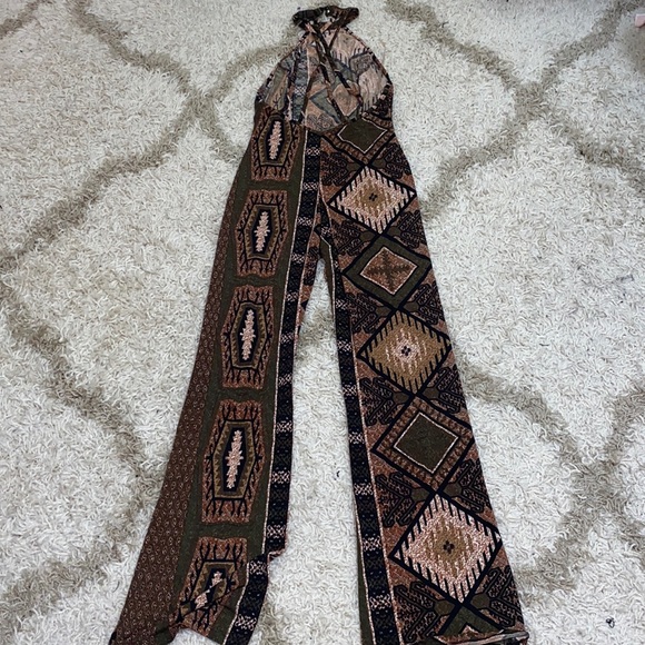 Abstract Print Jumpsuit - Picture 2 of 3